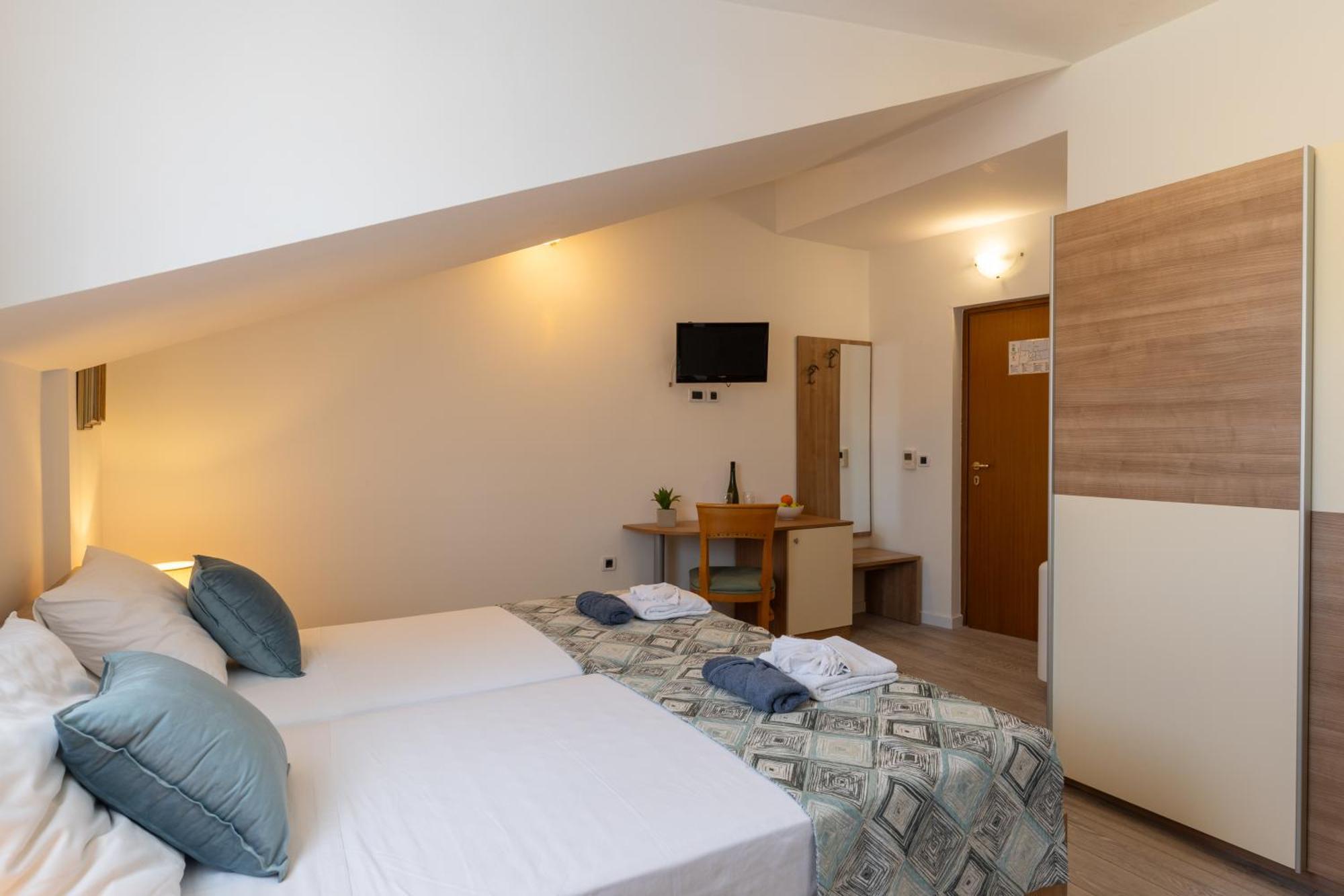 Villa Fontana Trogir Ngoại thất bức ảnh