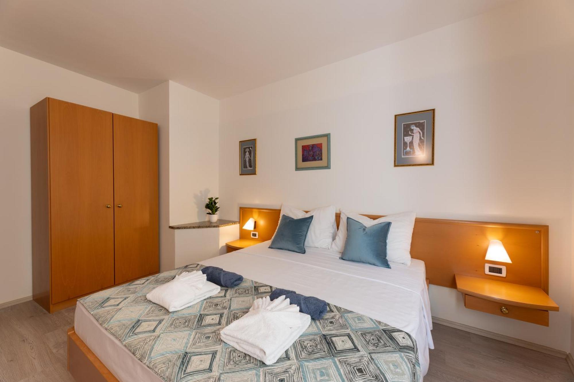 Villa Fontana Trogir Ngoại thất bức ảnh