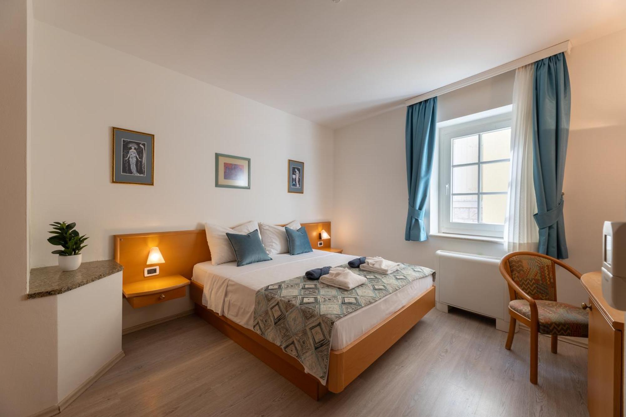 Villa Fontana Trogir Ngoại thất bức ảnh